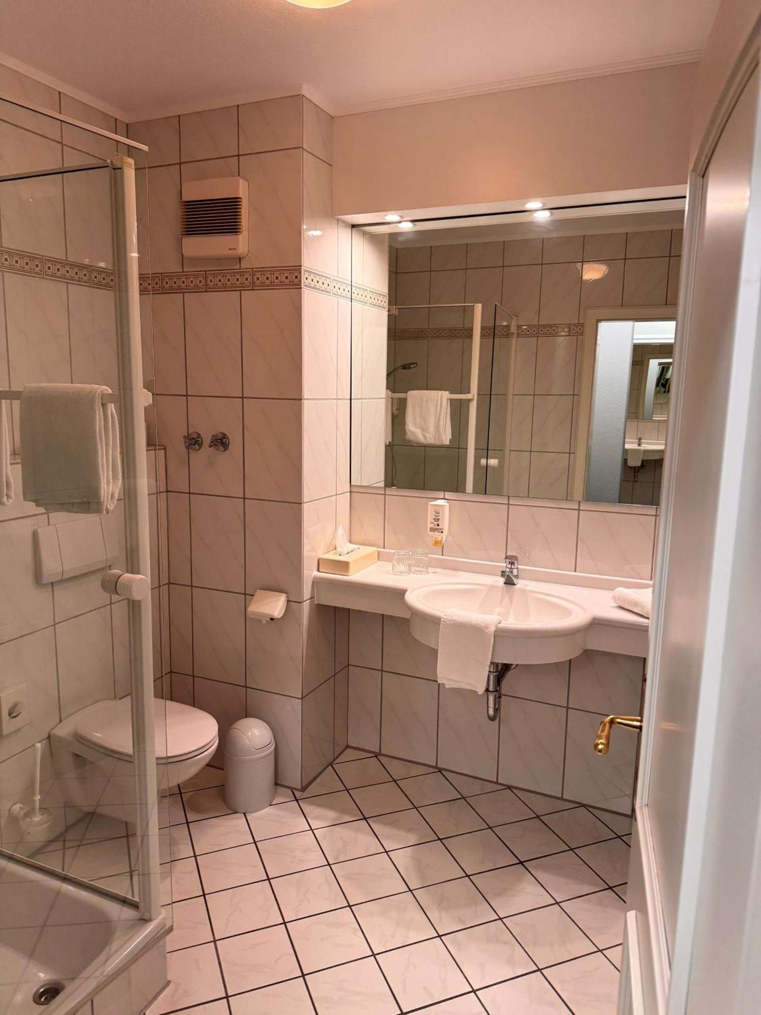 Hotel & Restaurant Schoenau Peine Esterno foto