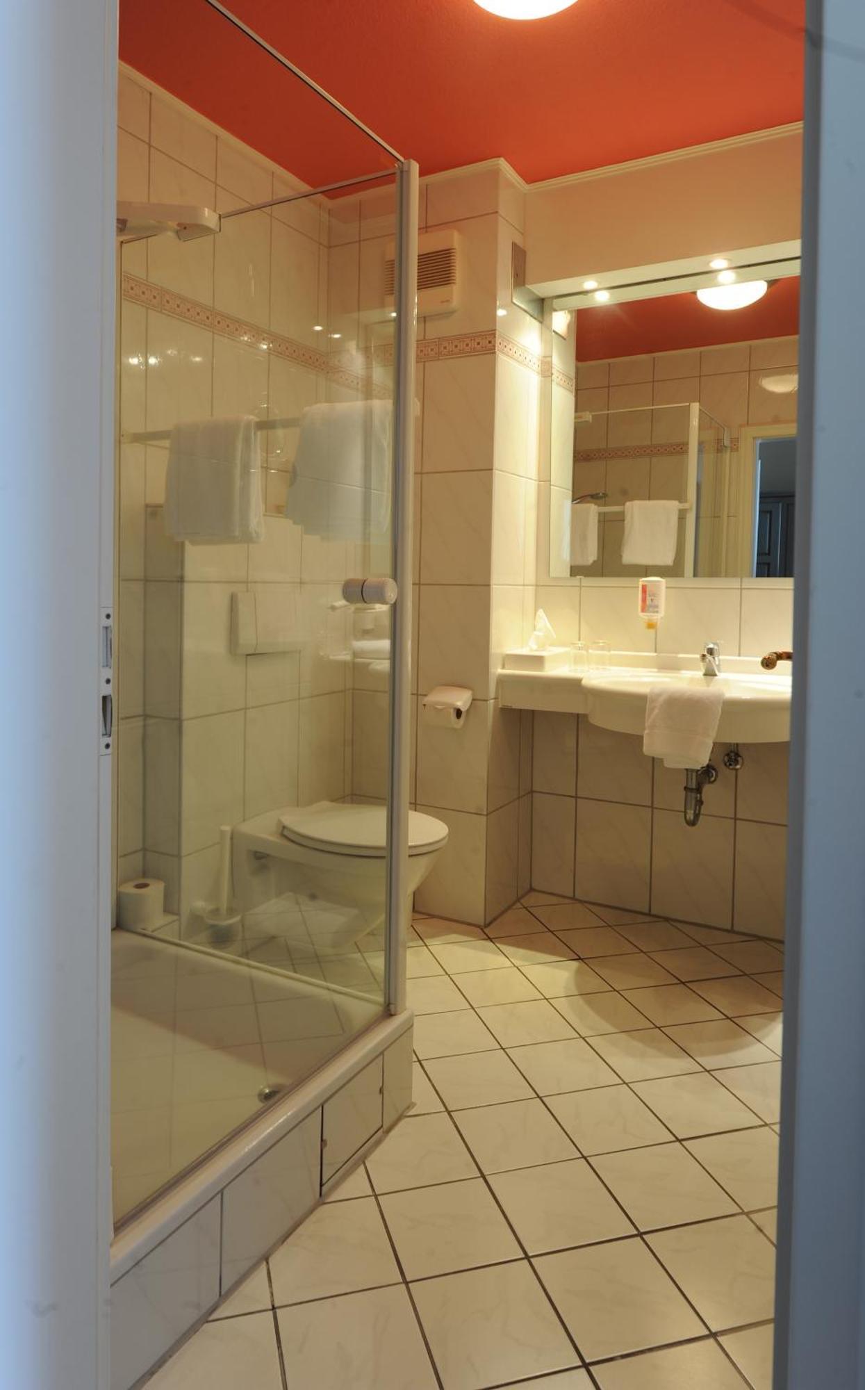 Hotel & Restaurant Schoenau Peine Camera foto